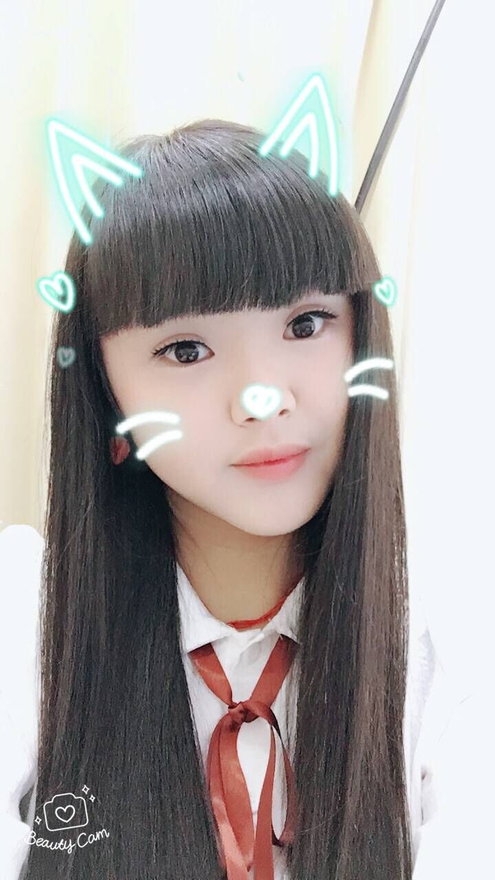 等悠归来主播照片