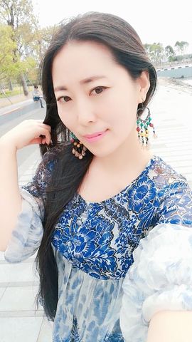 清馨单身az主播照片