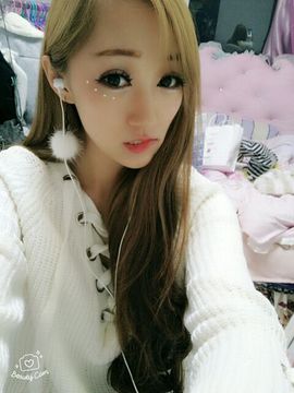 *雪贝*一人心主播照片