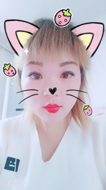 小雪兒新主播求關(guān)注的主播照片
