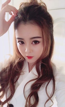 米米小蛮腰主播照片