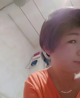 百变玲姐主播照片