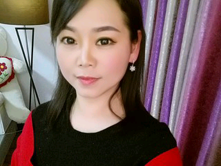 爱绿兔子的主播照片