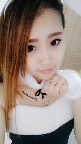 魅儿受伤修养中主播照片