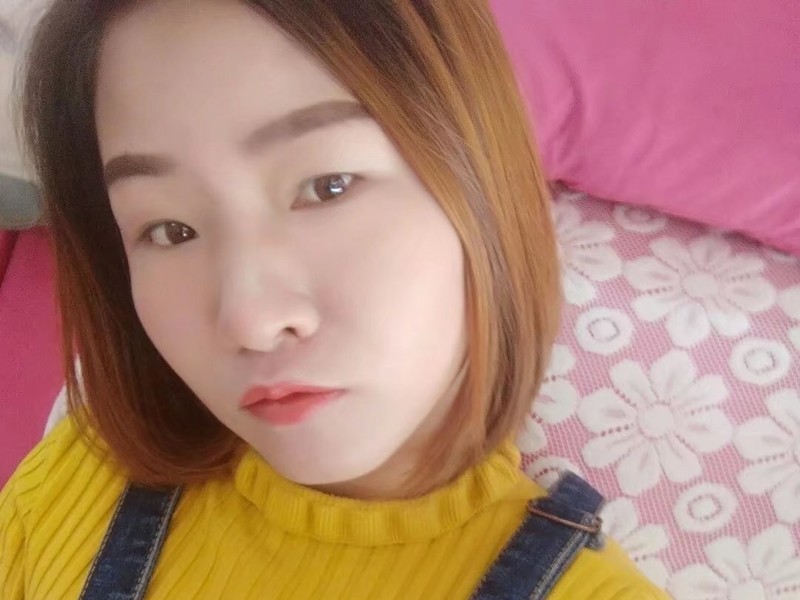 美甲小狐狸的主播海报