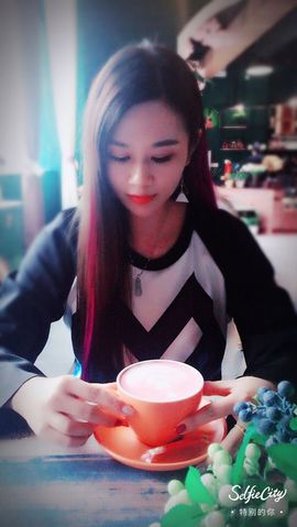 ღ寶兒ღ跑调王主播照片