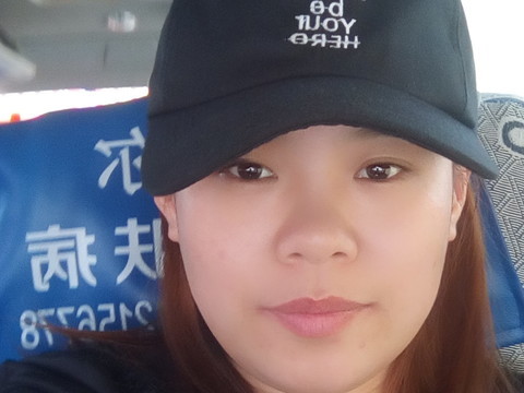 红心果果海报