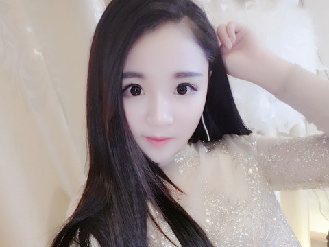 ღ佳芮-休息几天海报
