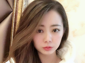 爱旅行的居士主播照片