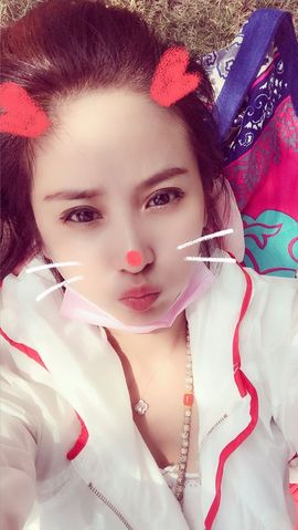 魅丽晴儿主播照片