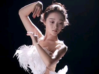 俞清芸的主播照片