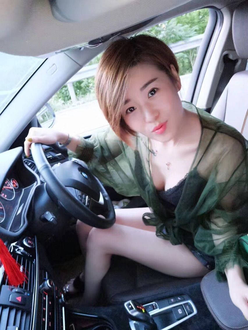 小妖精33主播照片