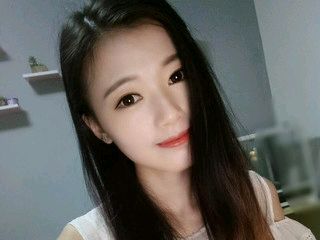 假乃亮的主播照片