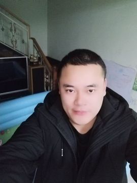 超娃户外黔东南苗寨主播照片