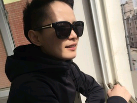 娃娃新年快乐主播照片