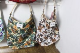 纯手工珠绣包主播照片