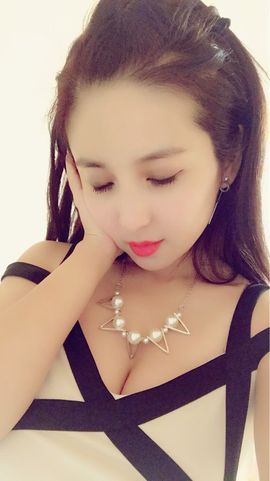 魅丽晴儿主播照片