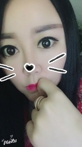 狐狸的九条尾巴主播照片