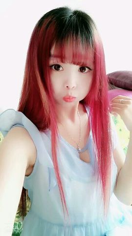 蓉娃娃主播照片