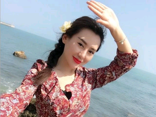 美眉跳芭蕾的主播照片