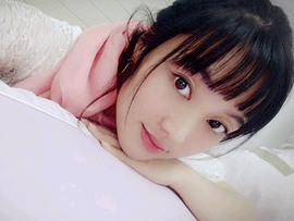 依然🌹玫瑰主播照片