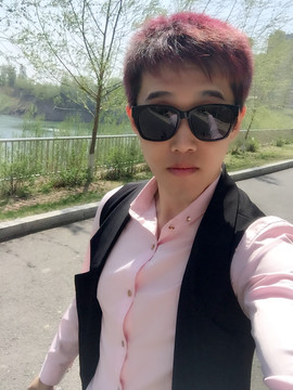 音动男孩主播照片