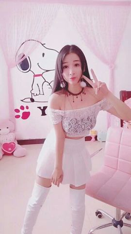 小本兮♡初七主播照片