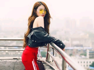 yi一🎤超爱贾先森的主播照片