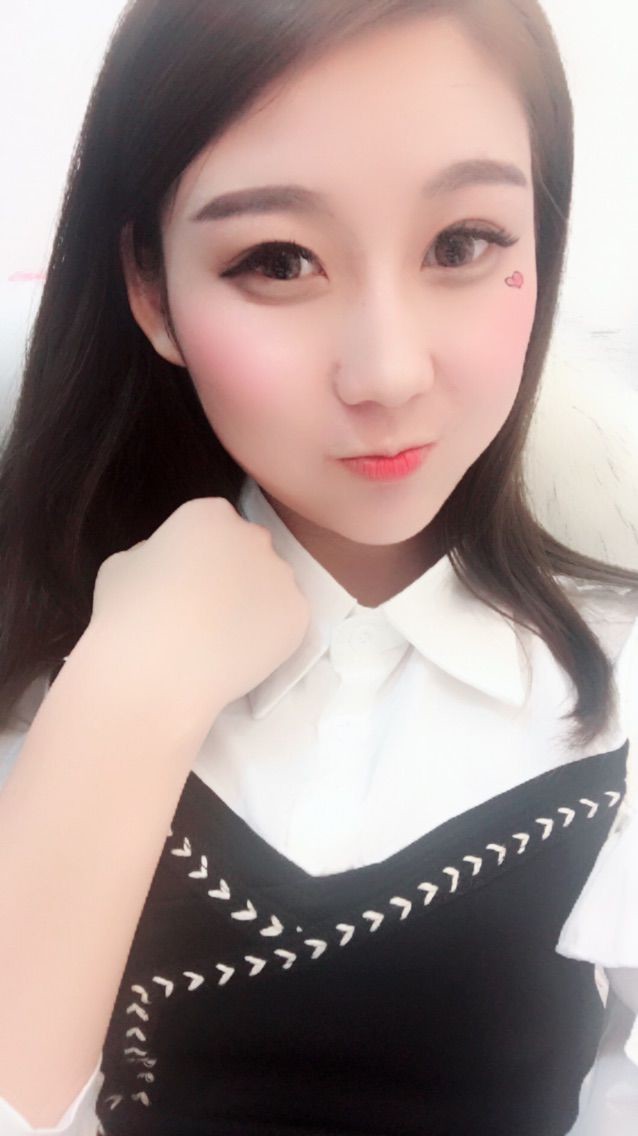 ╰ぺ✿晶❤泚泩呮嬡沵的主播照片