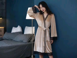 青河情主播照片