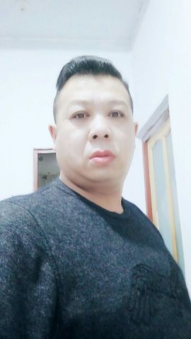 QQLOn1主播照片
