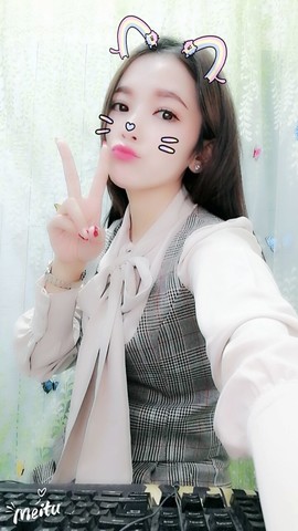 源宝儿😊主播照片