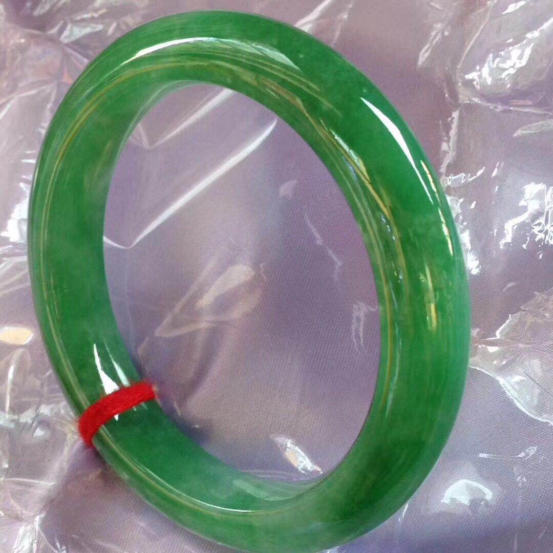 欲石翡翠的主播照片