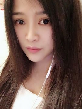 つ♡小可早上八点半主播照片