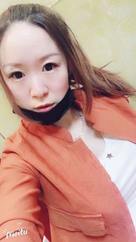玥玥全6最拉主播照片
