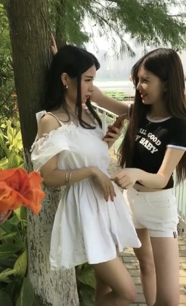 谢导拍视频主播照片