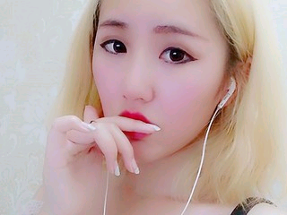 小满zb的主播照片