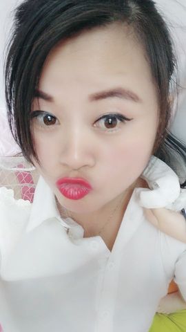 单身馨儿想升五冠主播照片
