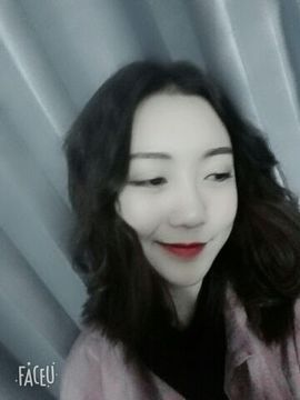 虎牙妹停播了主播照片