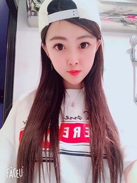 蕊蕊休息主播照片