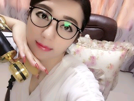 卖大力玩的主播照片