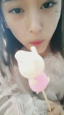 白眼猪😌漠漠陪伴主播照片