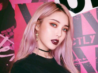 小碎锅的主播照片