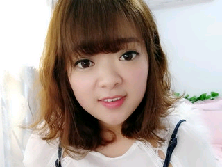 “綠卡”夢幻齊天的主播照片