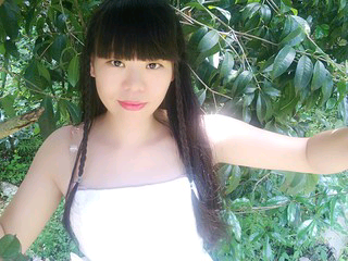 😭伤不起👧的主播照片