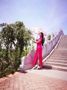幽校长暂停主播照片