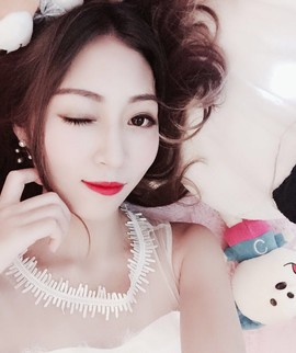 新主播雨儿求关注呀主播照片