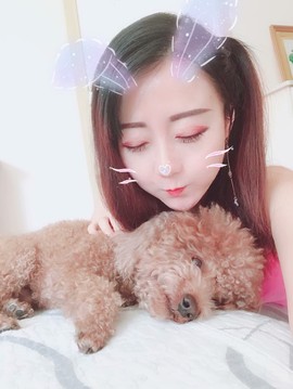 谢小娜、主播照片