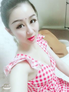 罐头，主播照片