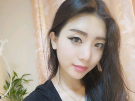 楠楠8t主播照片